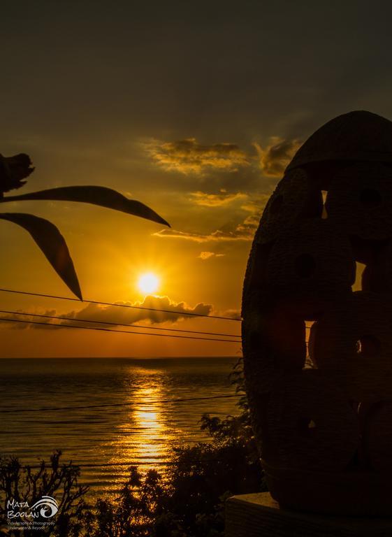 Beten Waru Bungalow And Restaurant Amed Dış mekan fotoğraf