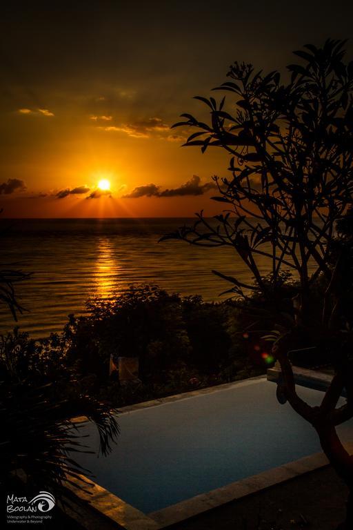 Beten Waru Bungalow And Restaurant Amed Dış mekan fotoğraf
